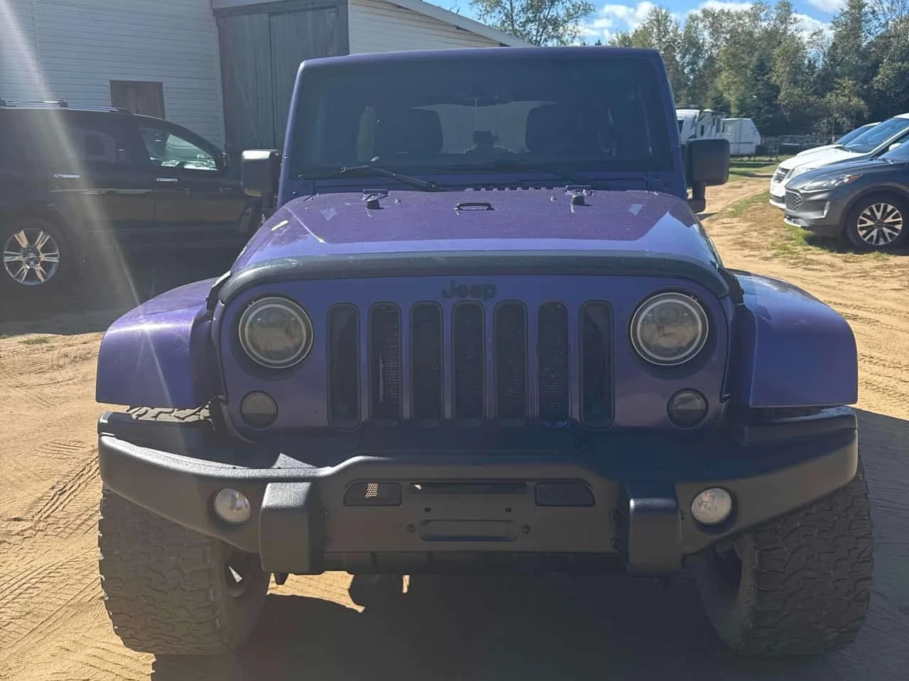 Jeep Wrangler * Backcountry * CARFAX * БЕЗ ПЪРВОНАЧАЛНА ВНОСКА, снимка 6 - Автомобили и джипове - 56170161