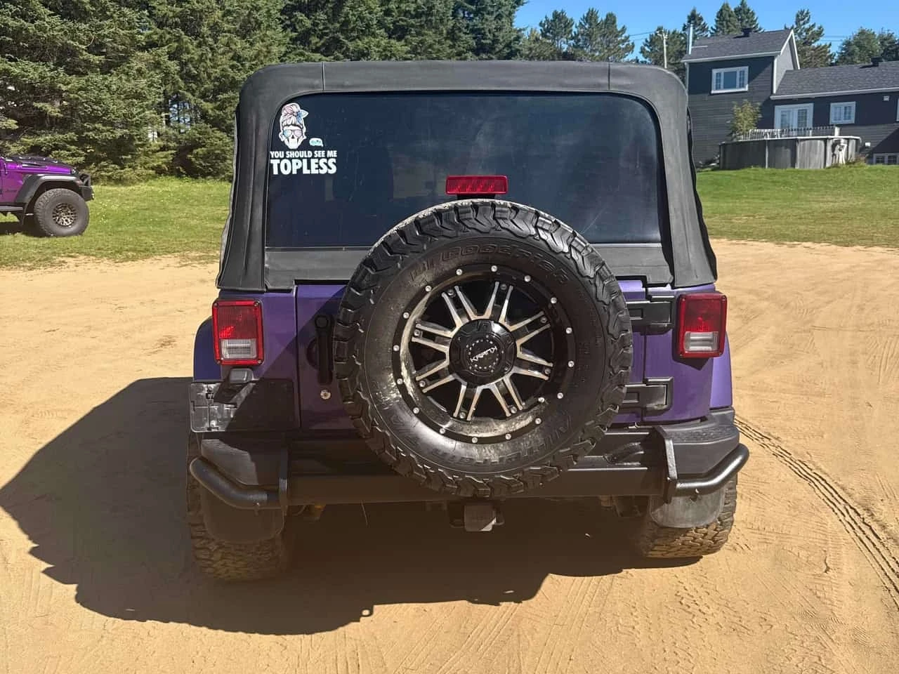 Jeep Wrangler * Backcountry * CARFAX * БЕЗ ПЪРВОНАЧАЛНА ВНОСКА, снимка 4 - Автомобили и джипове - 56170161