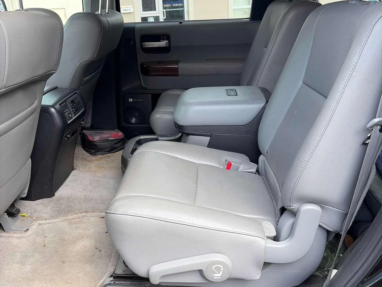 Toyota Sequoia  Platinum / CARFAX / ���������� / ���� �� �������� | Mobile.bg � ����������� 11