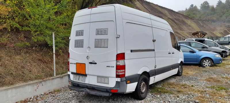 Mercedes-Benz Sprinter 2.2CDI, снимка 2 - Бусове и автобуси - 51589946