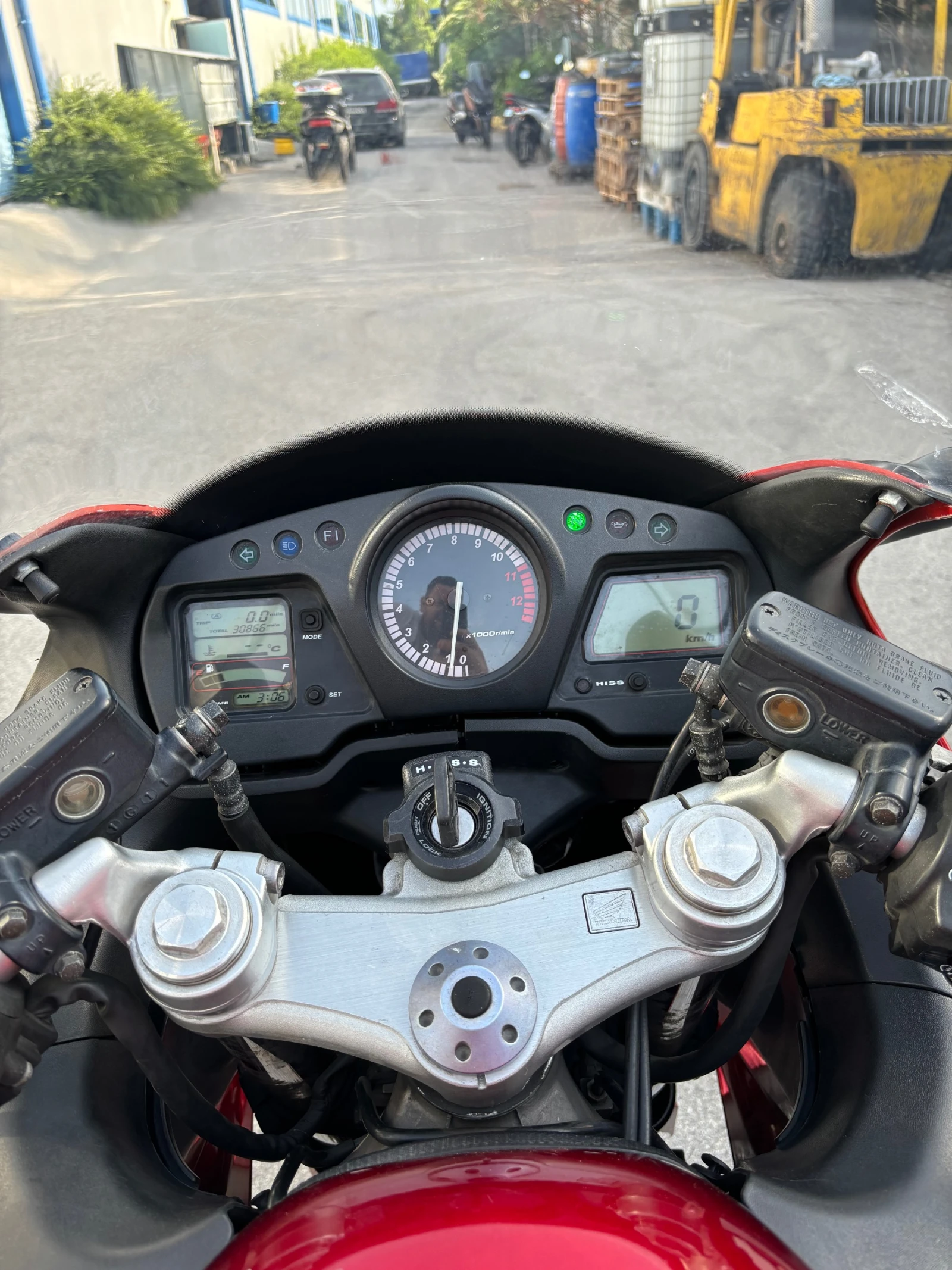 Honda Cbr + един подарък за части - изображение 9