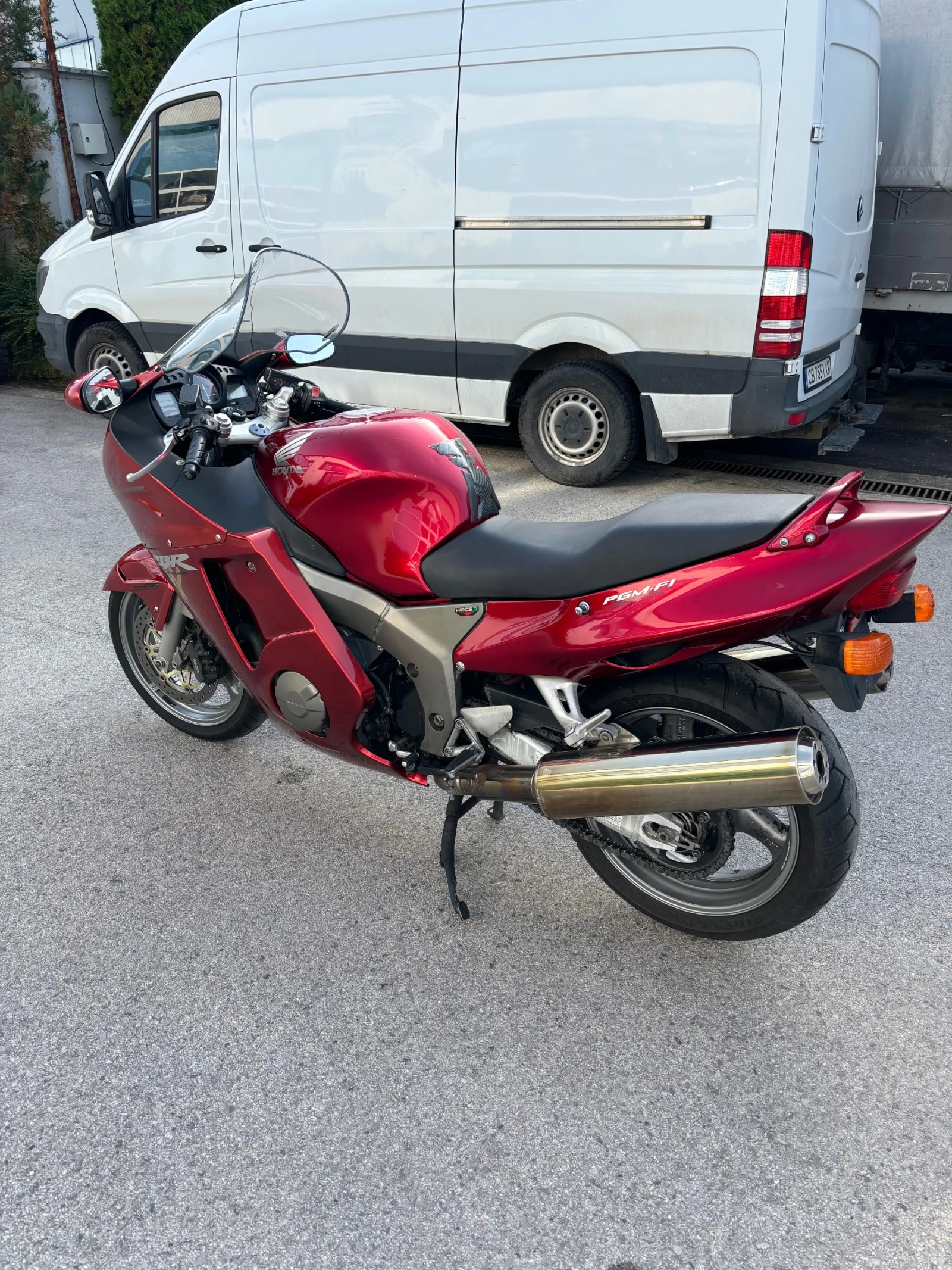 Honda Cbr + един подарък за части - изображение 4