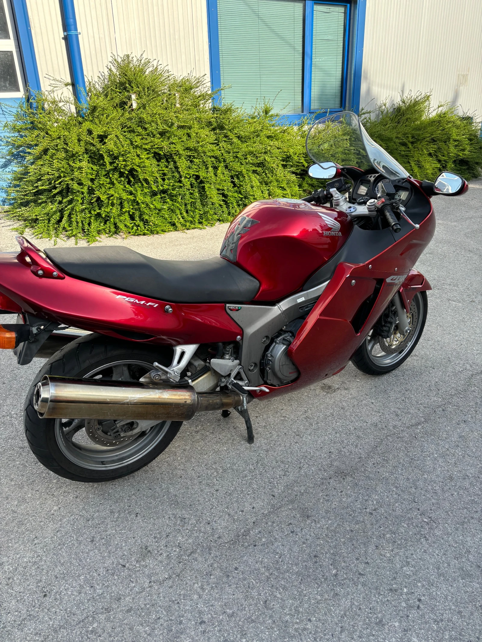 Honda Cbr + един подарък за части - изображение 5