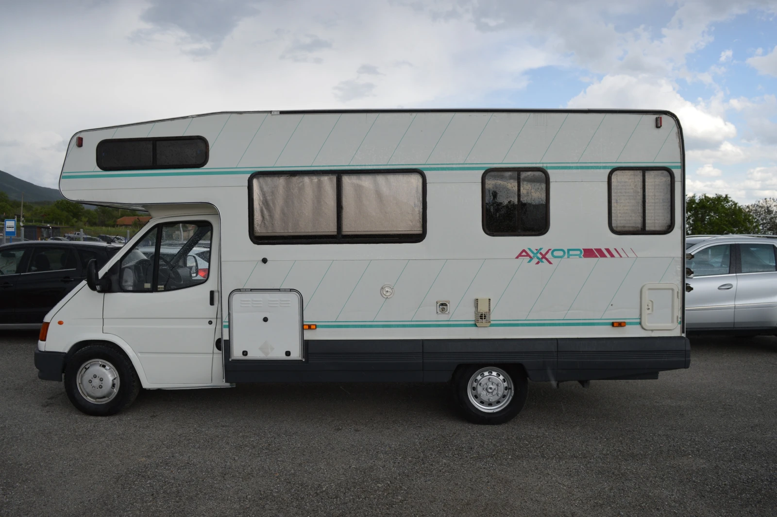 Кемпер Ford Transit-Kemper-Solar-WC, снимка 8 - Каравани и кемпери - 54525853