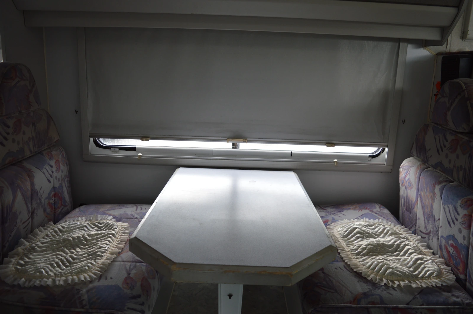 Кемпер Ford Transit-Kemper-Solar-WC, снимка 12 - Каравани и кемпери - 54525853
