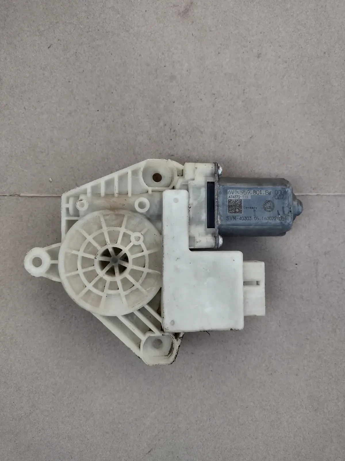 6V1959801B ������� �������������� �� ������ ���� ����� Skoda Rapid, Fabia III    A74372-111 | Mobile.bg � ����������� 1