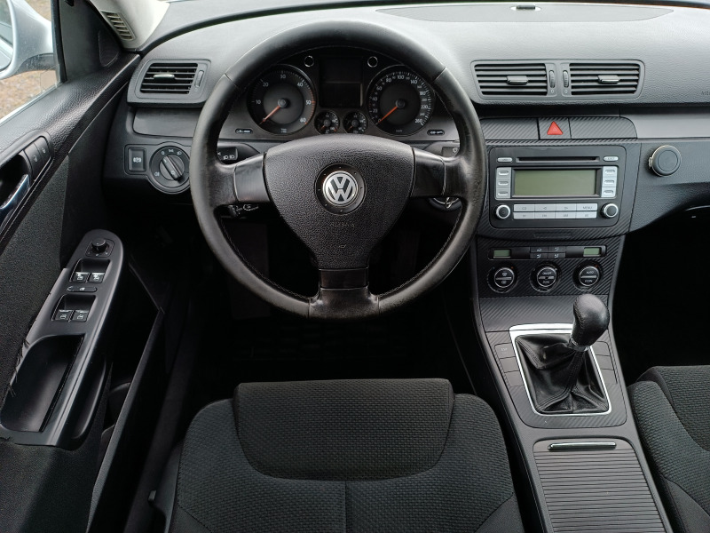 VW Passat 1.9TDI-105кс-КЛИМАТРОНИК-, снимка 11 - Автомобили и джипове - 45339902