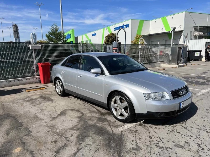 Audi A4 1.8T, снимка 4 - Автомобили и джипове - 46758577