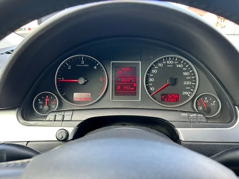 Audi A4 2.0TDI BPW, снимка 11 - Автомобили и джипове - 47044080