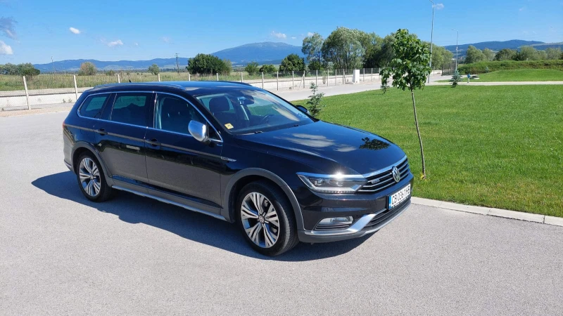 VW Passat Highline 2.0 TDI Alltrack 4x4, снимка 1 - Автомобили и джипове - 47305409