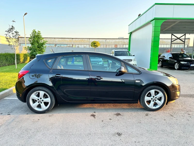 Opel Astra 1.4 100к.с. Верига Газ, снимка 5 - Автомобили и джипове - 47334007