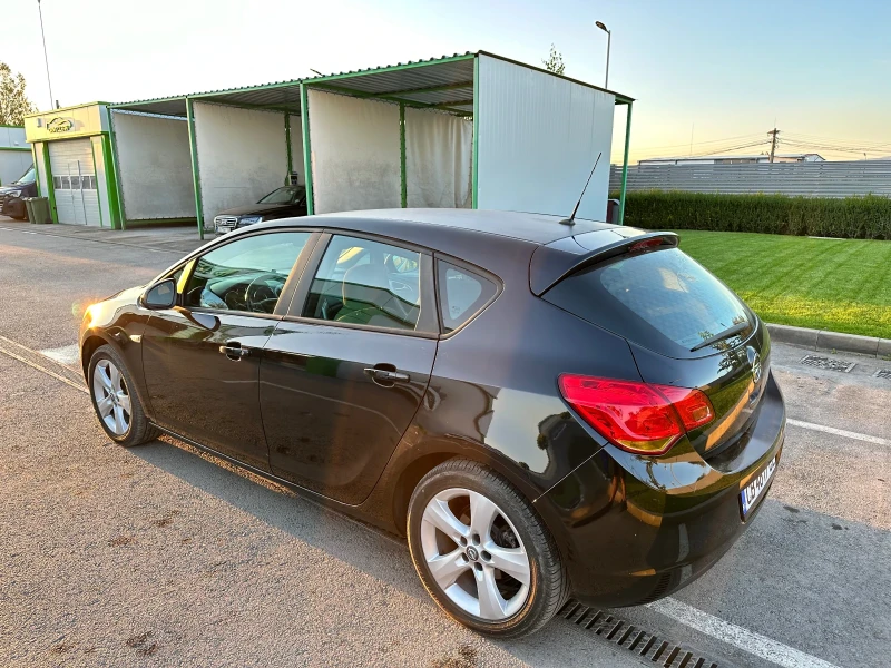 Opel Astra 1.4 100к.с. Верига Газ, снимка 8 - Автомобили и джипове - 47334007