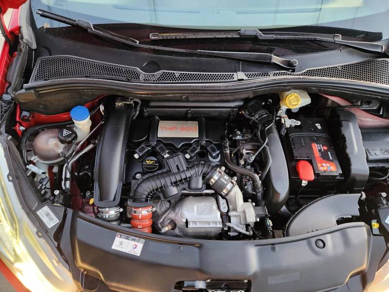 Peugeot 208 GTI-1.6I-200к.с-EURO 5 НАВИГАЦИЯ-ШВЕЙЦАРИЯ, снимка 15 - Автомобили и джипове - 50915275