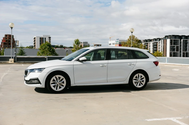 Skoda Octavia 2.0TDI 7DSG KeyGO MATRIX FULL LED Ambient , снимка 2 - Автомобили и джипове - 52058059