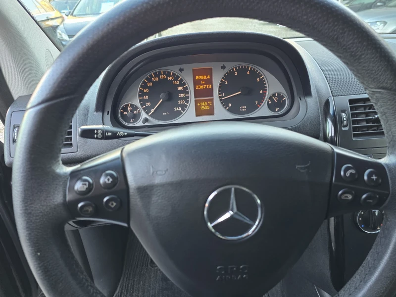 Mercedes-Benz A 150 1.5i, снимка 15 - Автомобили и джипове - 52384822