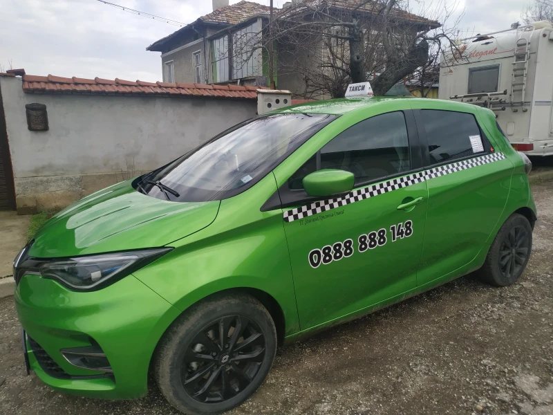 Renault Zoe, снимка 2 - Автомобили и джипове - 52934835