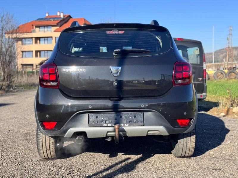 Dacia Sandero Stepway, снимка 5 - Автомобили и джипове - 52976319