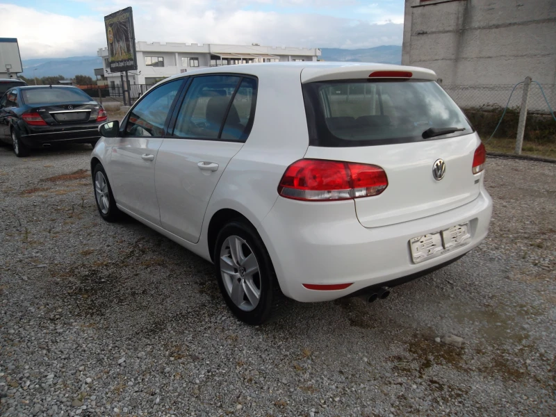 VW Golf 2.0 TDI, снимка 4 - Автомобили и джипове - 53282893