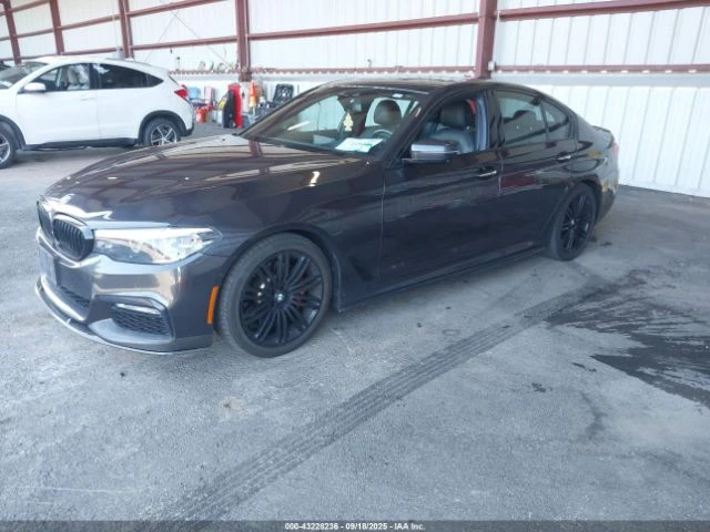 BMW 540 M* SPORT* XDRIVE* ДИГИТАЛНО* ТАБЛО* МАСАЖ* 360КАМЕ - изображение 3