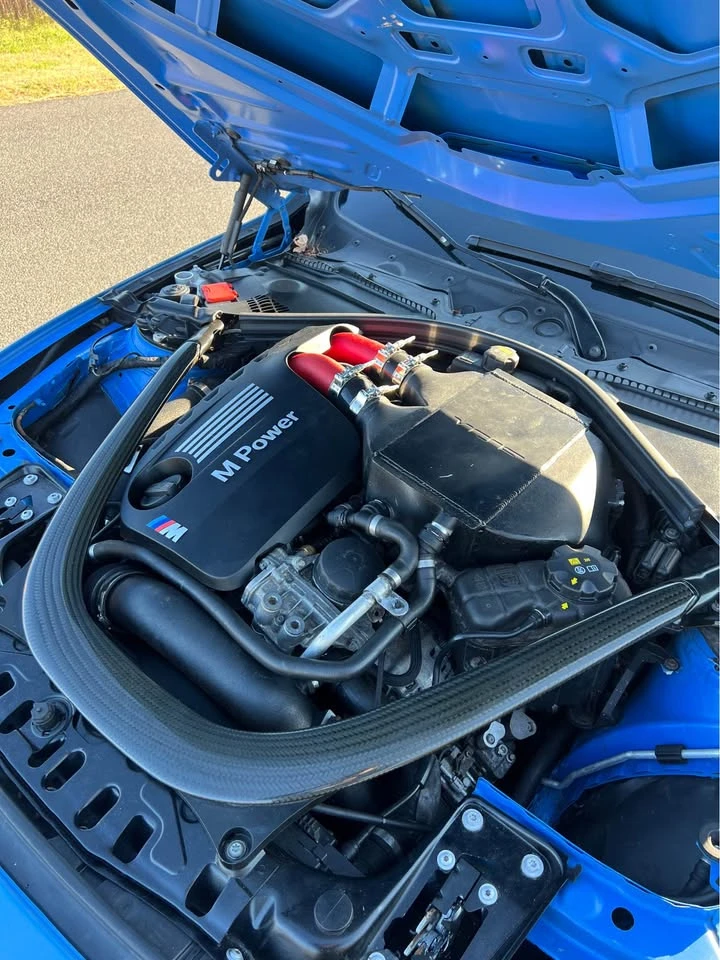 BMW M4 С РЕГИСТРАЦИЯ & АВТО КРЕДИТ, снимка 9 - Автомобили и джипове - 53608556