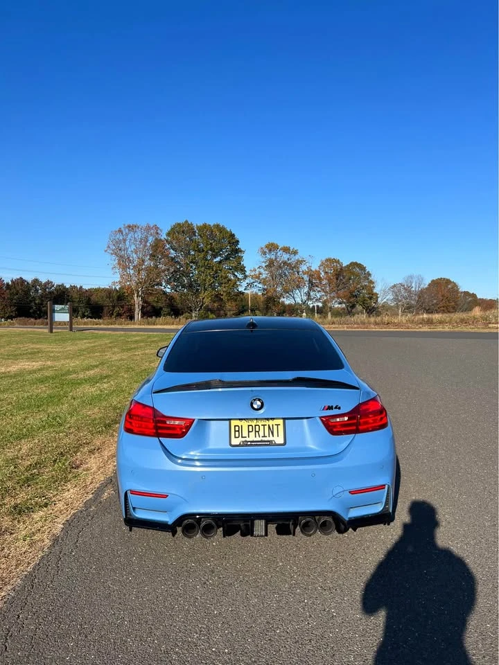 BMW M4 С РЕГИСТРАЦИЯ & АВТО КРЕДИТ, снимка 4 - Автомобили и джипове - 53608556