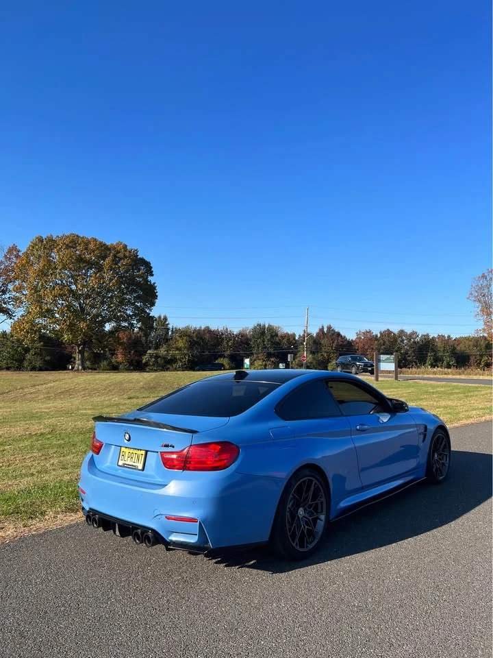 BMW M4 С РЕГИСТРАЦИЯ & АВТО КРЕДИТ, снимка 3 - Автомобили и джипове - 53608556