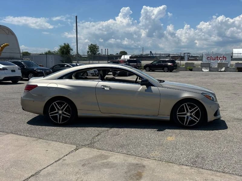 Mercedes-Benz E 400 * 4MATIC * 2 КЛЮЧА * CARFAX * ОПЦИЯ ЗА ФИНАНСИРАНЕ, снимка 4 - Автомобили и джипове - 55254567