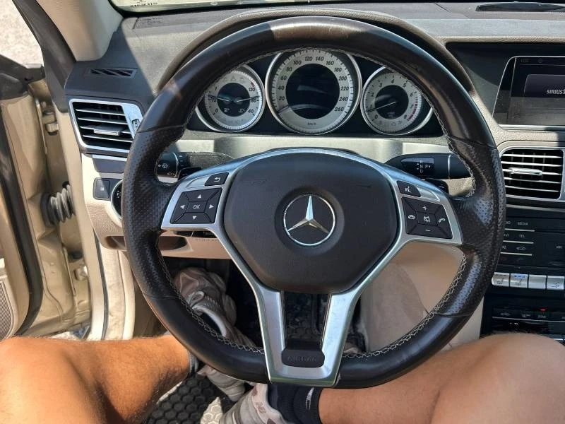 Mercedes-Benz E 400 * 4MATIC * 2 КЛЮЧА * CARFAX * ОПЦИЯ ЗА ФИНАНСИРАНЕ, снимка 11 - Автомобили и джипове - 55254567