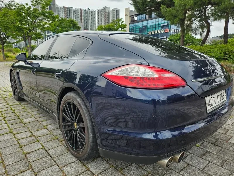 Porsche Panamera 3.6 AWD - САМО 30% АВАНС, снимка 6 - Автомобили и джипове - 56255548