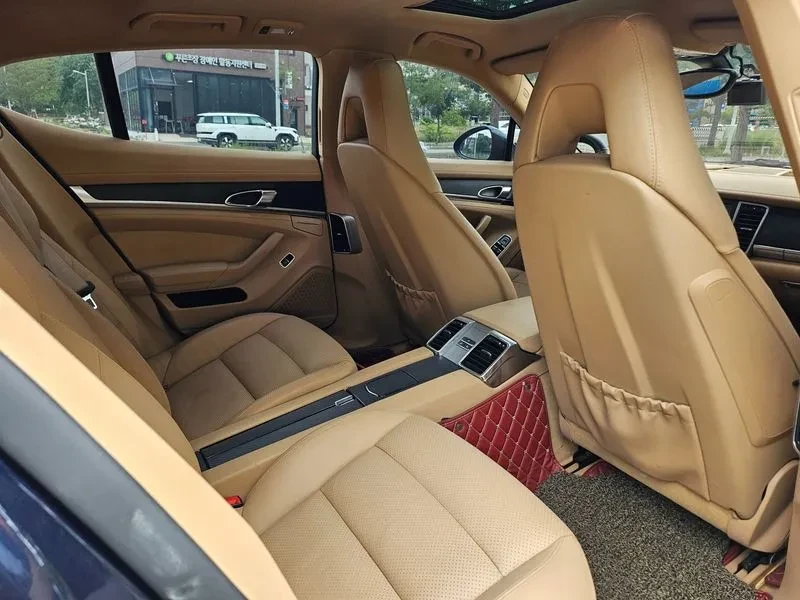 Porsche Panamera 3.6 AWD - САМО 30% АВАНС, снимка 14 - Автомобили и джипове - 56255548