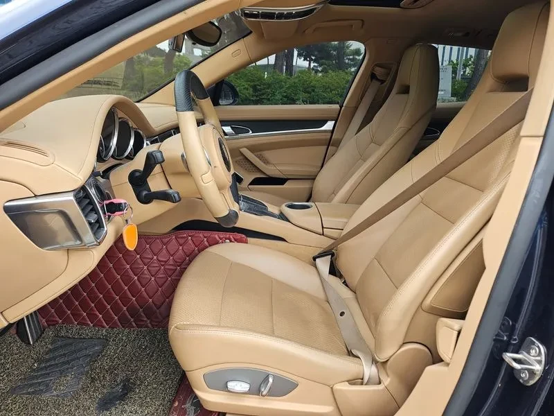 Porsche Panamera 3.6 AWD - САМО 30% АВАНС, снимка 11 - Автомобили и джипове - 56255548