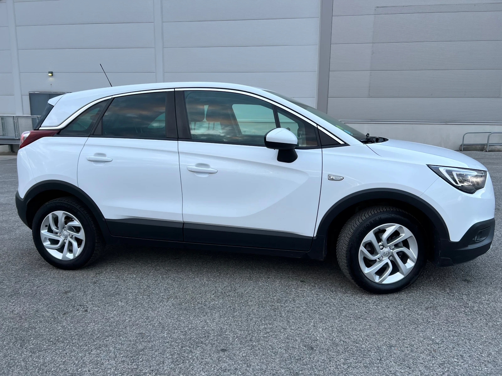 Opel Crossland X 1.5 DIESEL 102PS ELEGANCE BUSINESS - изображение 4