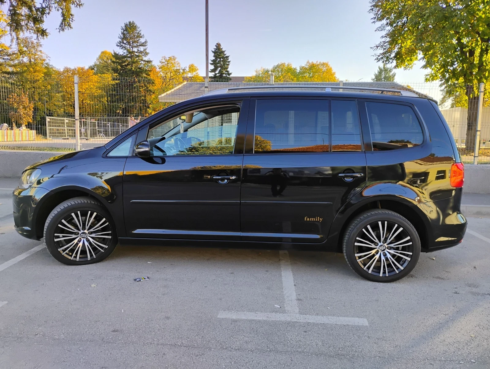 VW Touran 1.4Tsi ecofuel - изображение 6