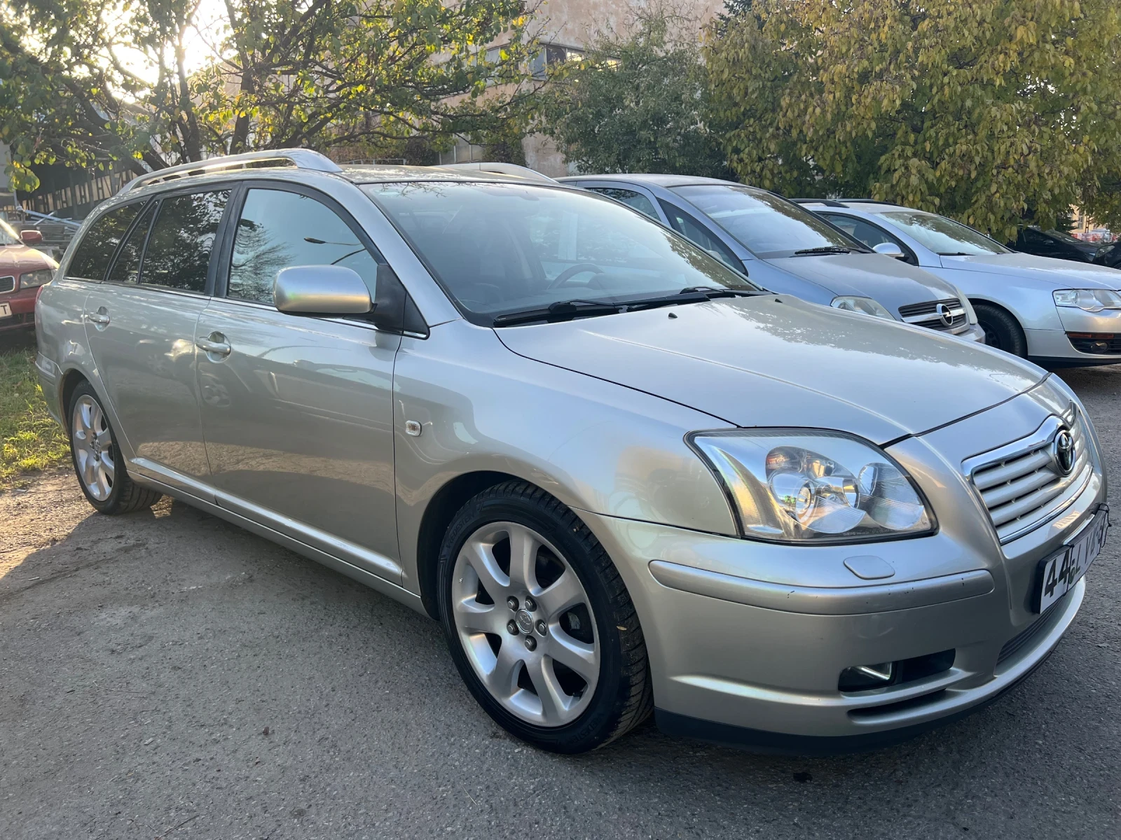 Toyota Avensis D-4 VVTi - [1] 