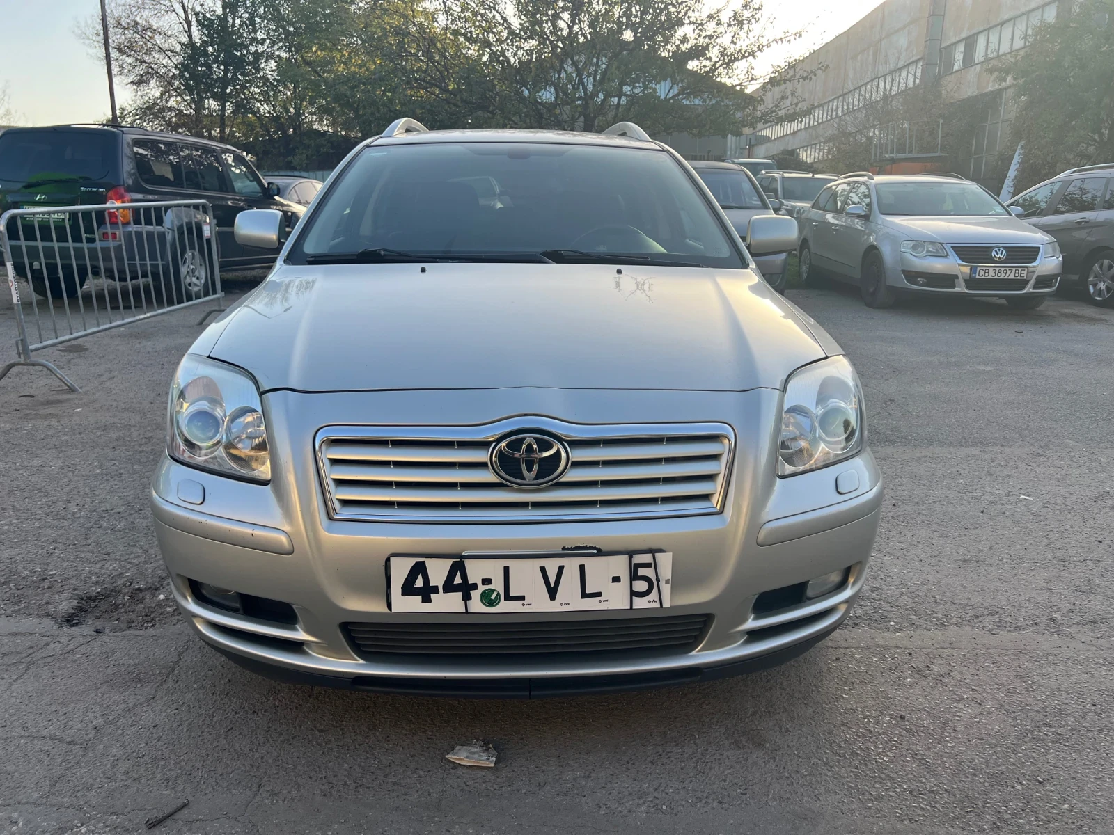 Toyota Avensis D-4 VVTi - изображение 3