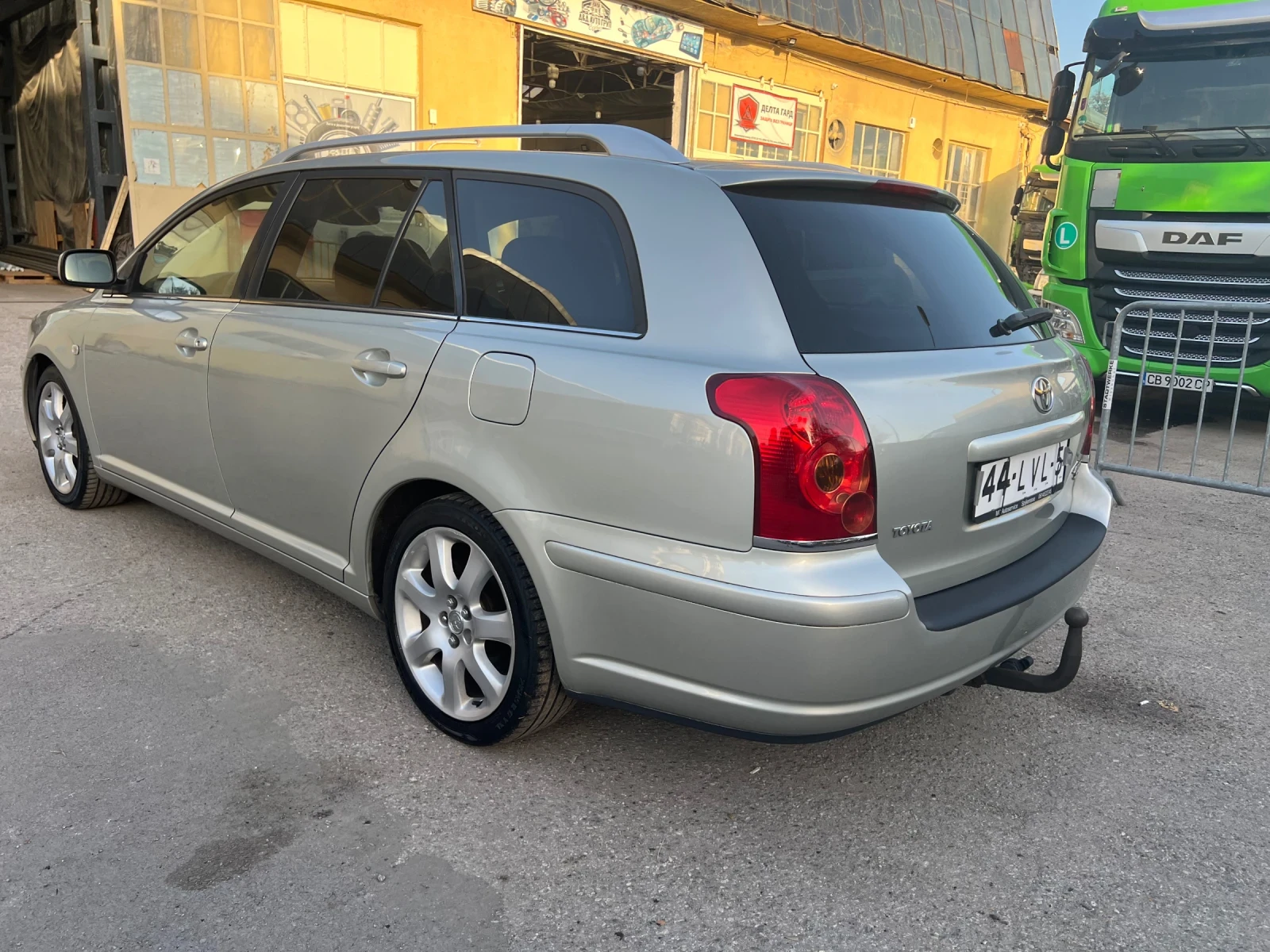 Toyota Avensis D-4 VVTi - изображение 5