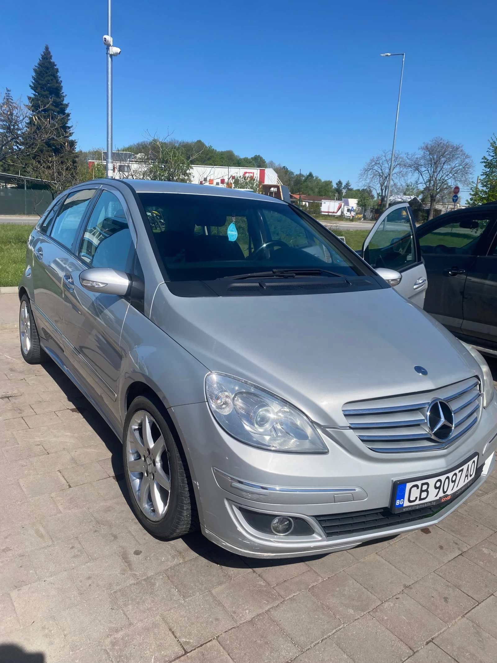 Mercedes-Benz B 180  - изображение 2