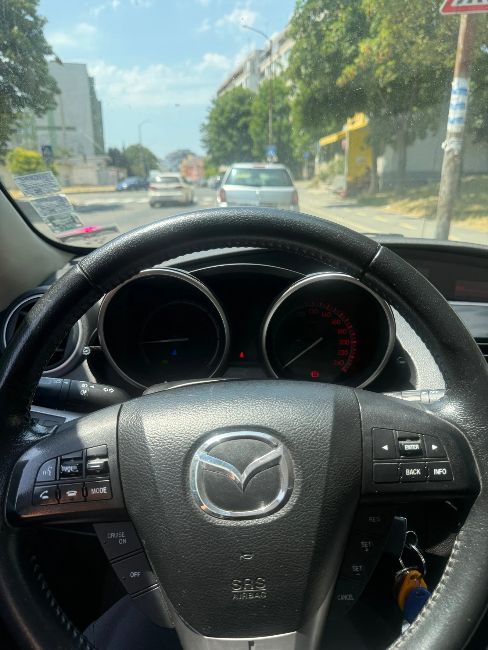 Mazda 3  - изображение 6