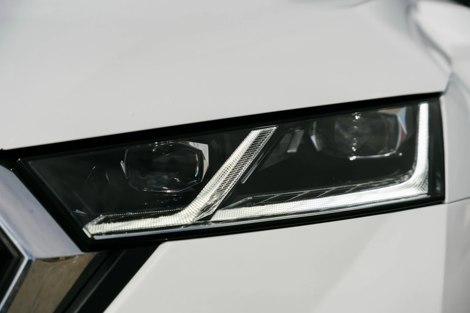 Skoda Octavia 2.0TDI 7DSG KeyGO MATRIX FULL LED Ambient  | Mobile.bg   14