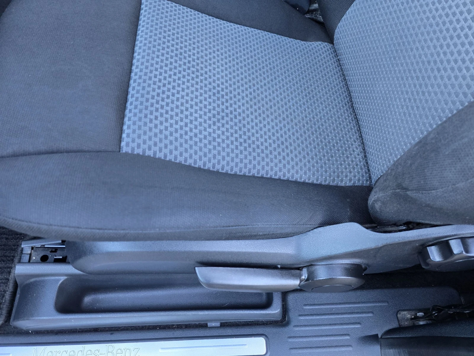 Mercedes-Benz A 150 1.5i | Mobile.bg   13