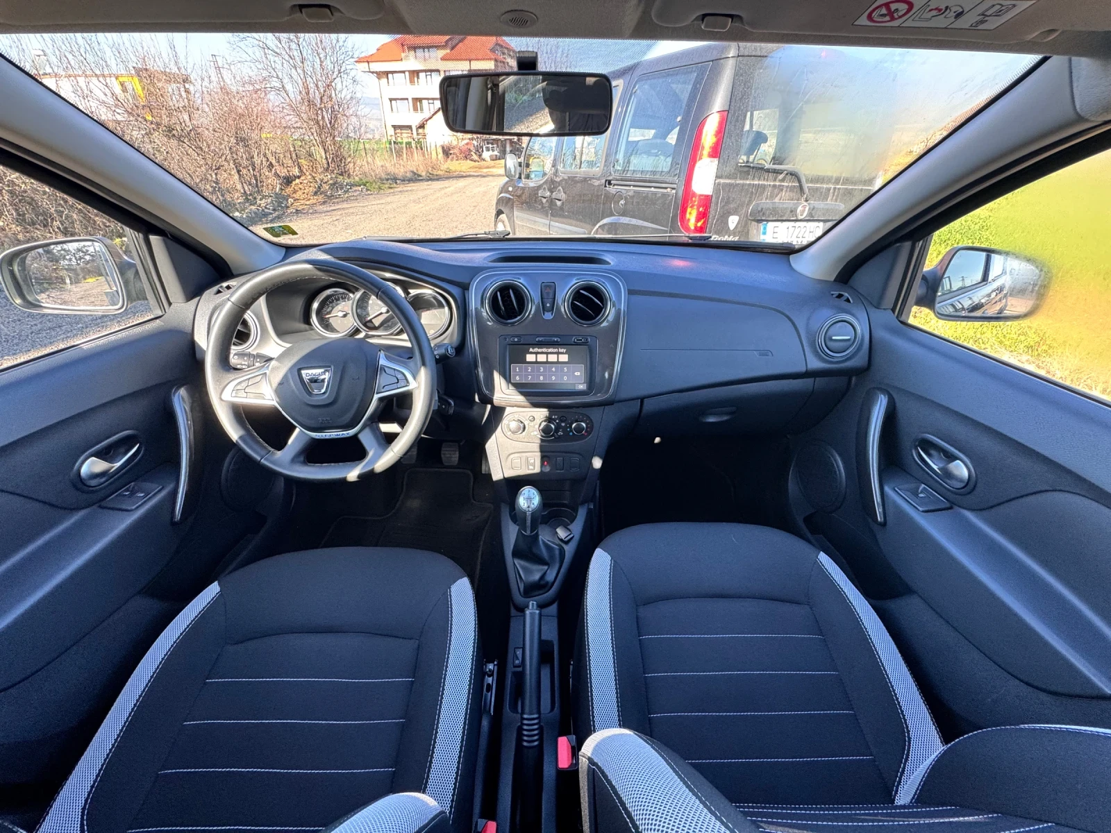 Dacia Sandero Stepway | Mobile.bg � ����������� 11