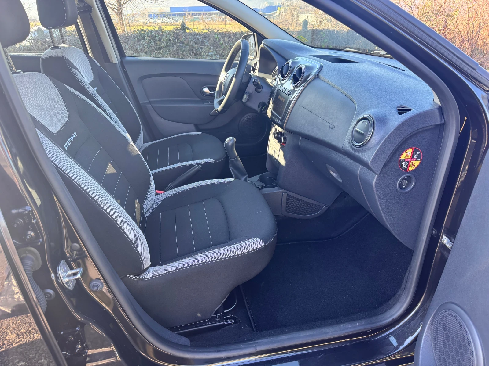 Dacia Sandero Stepway | Mobile.bg � ����������� 14