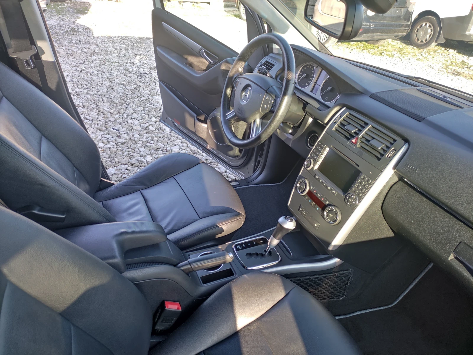 Mercedes-Benz B 200 Automatic Special edition  - изображение 4