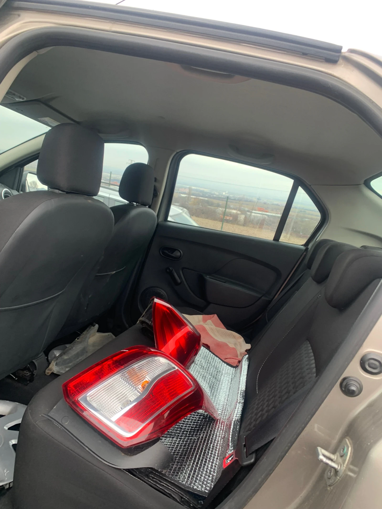 Dacia Logan 0.9 | Mobile.bg � ����������� 9