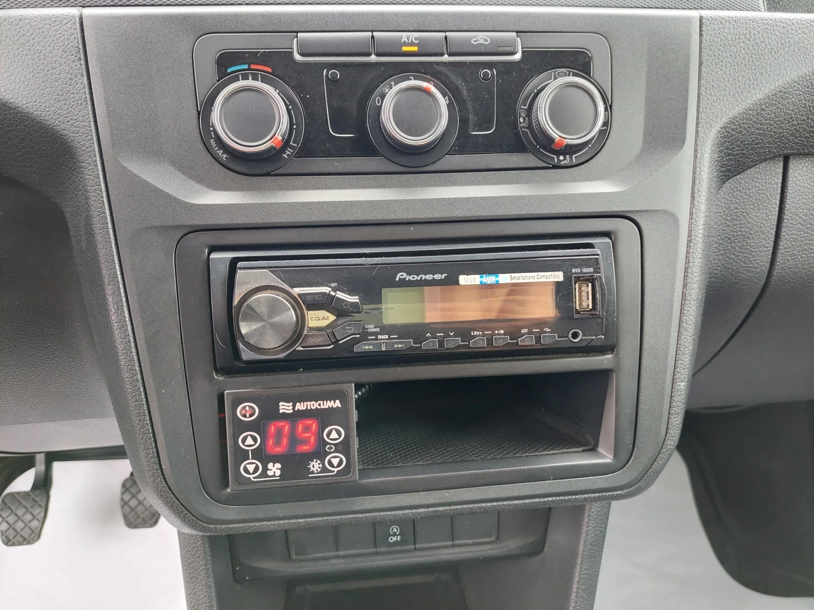 VW Caddy MAXI/1.4CNG/110k.c./6MT/N1/�������� 8-15� | Mobile.bg � ����������� 12