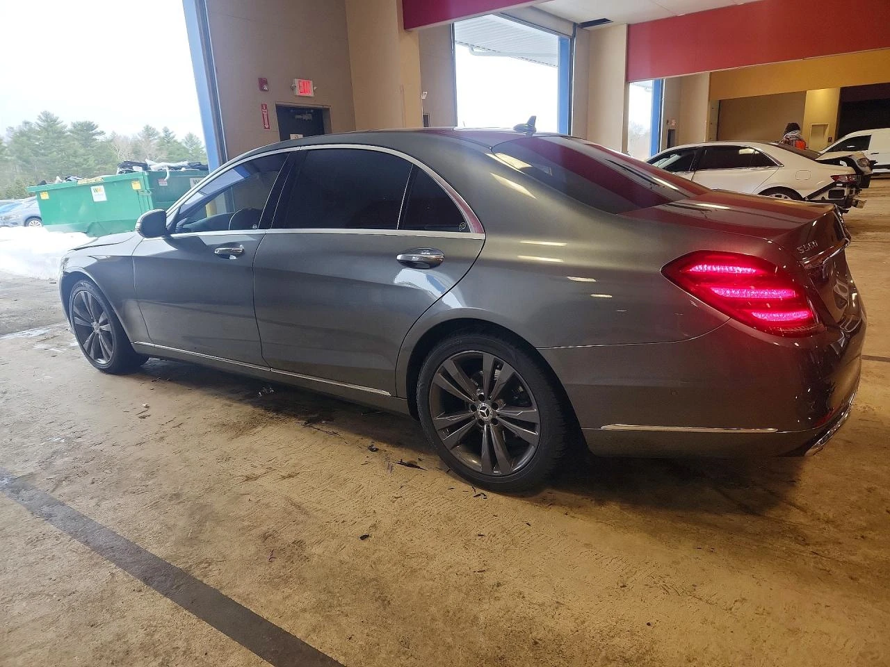 Mercedes-Benz S 560 Mercedes Benz 4Matic, снимка 2 - Автомобили и джипове - 53915706