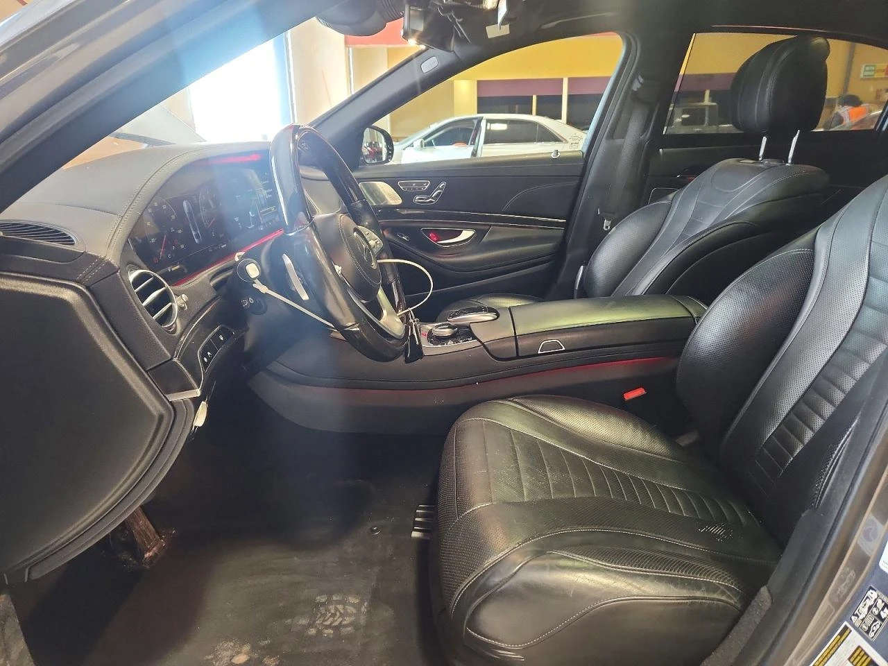 Mercedes-Benz S 560 Mercedes Benz 4Matic, снимка 7 - Автомобили и джипове - 53915706