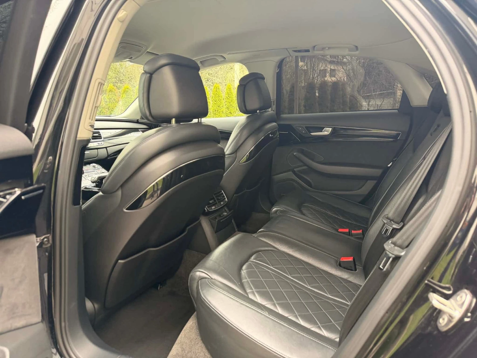 Audi A8 Matrix 4.2TDI S8-Пакет, снимка 12 - Автомобили и джипове - 54550141