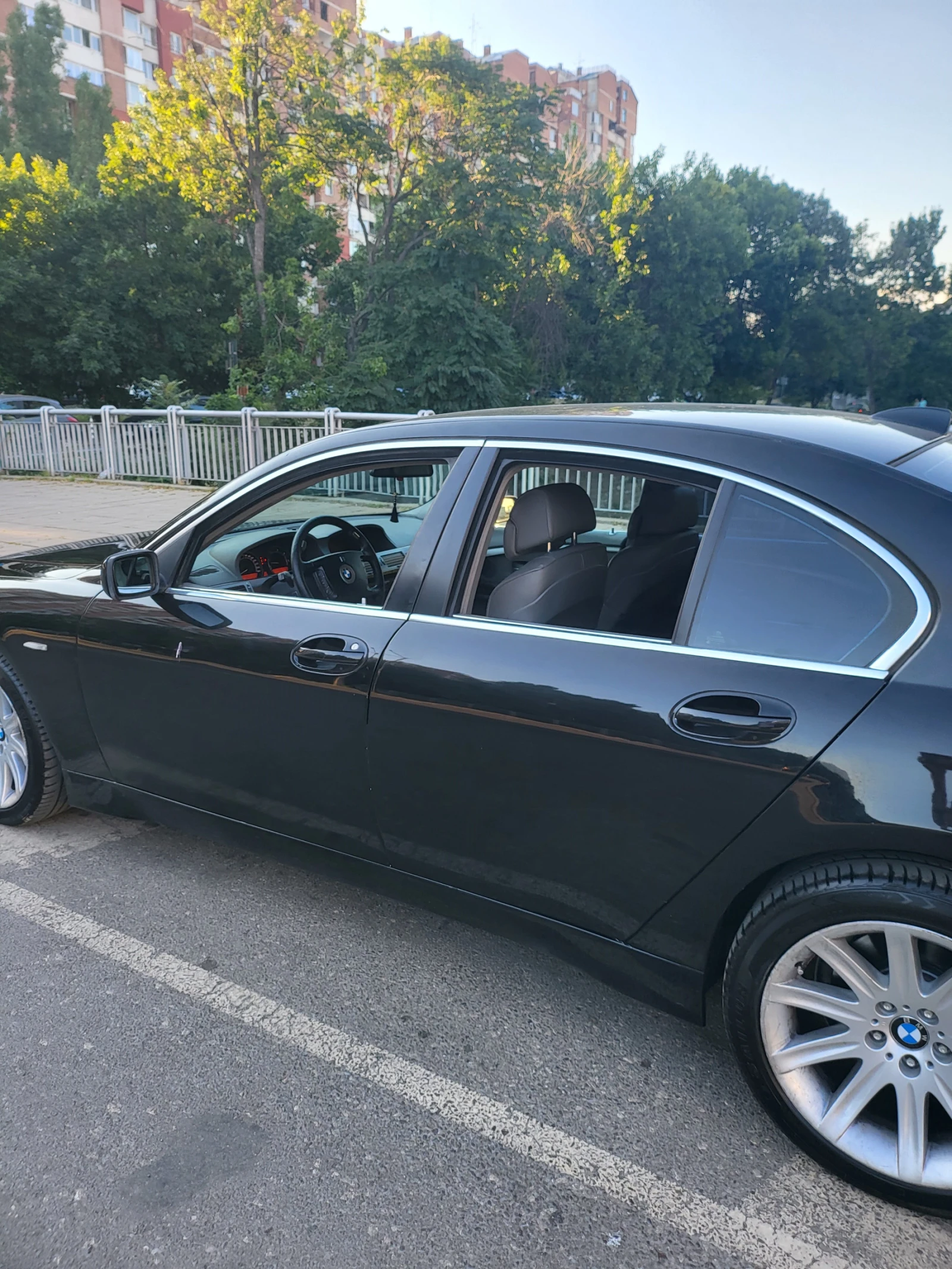 BMW 730, снимка 6 - Автомобили и джипове - 54770152