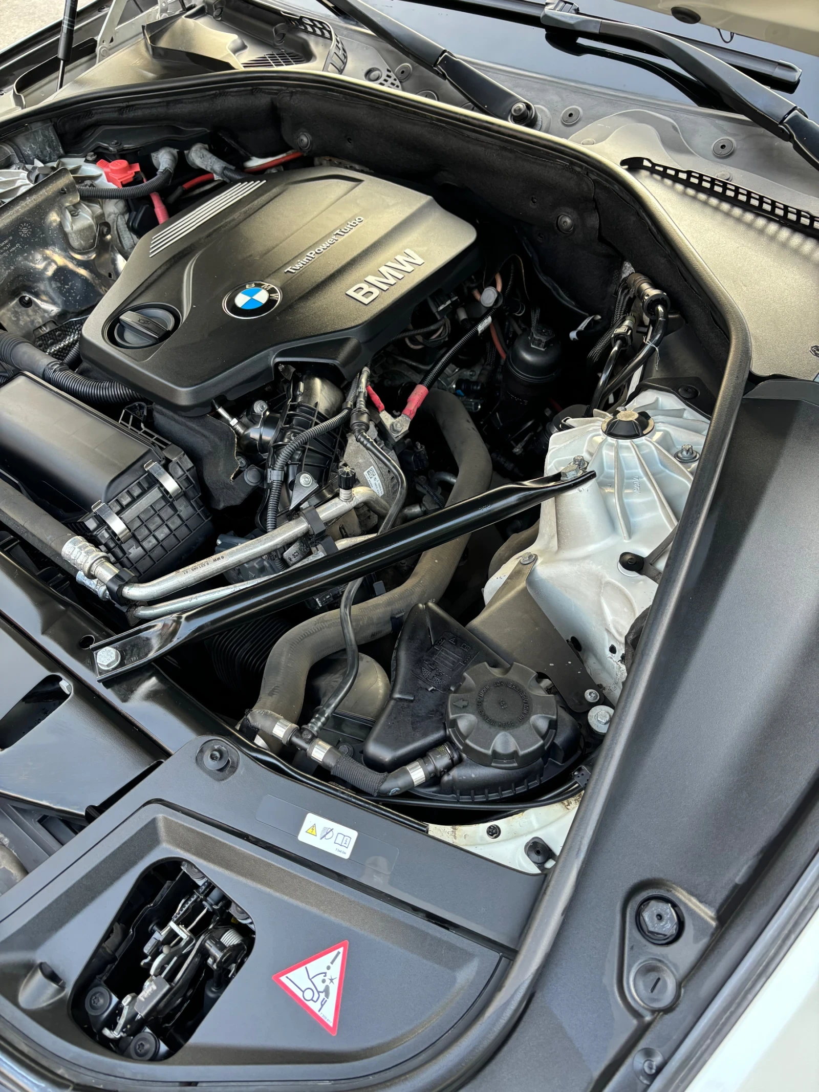 BMW 520 F10 B47, снимка 15 - Автомобили и джипове - 54918487